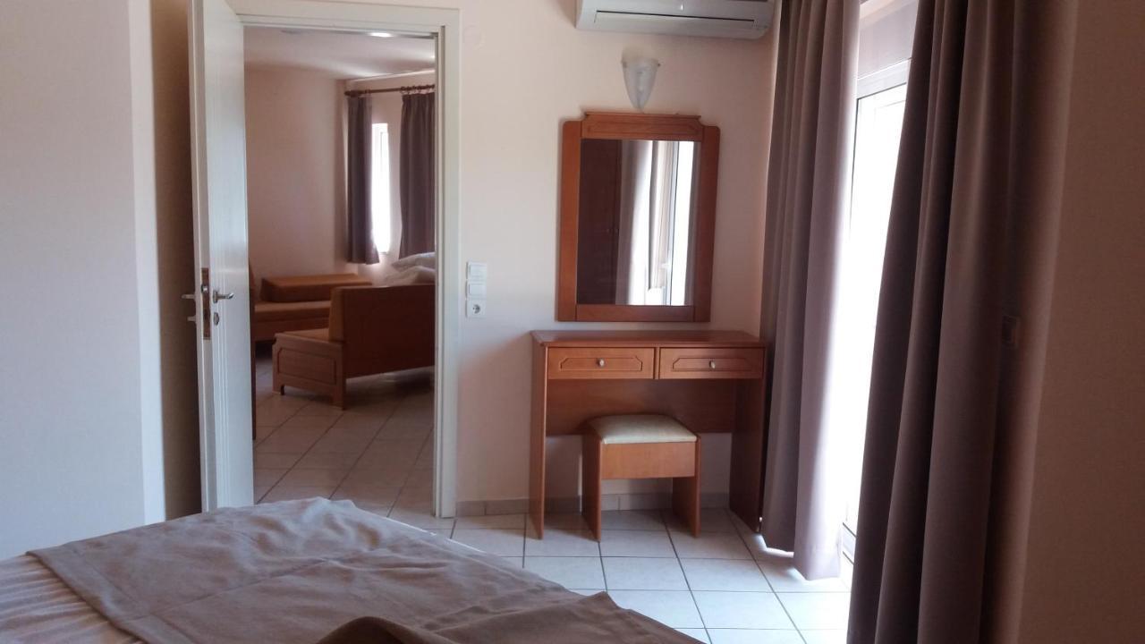 Hotel Mary Платаньяс Экстерьер фото