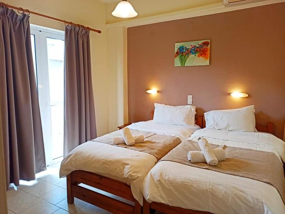 Hotel Mary Платаньяс Экстерьер фото